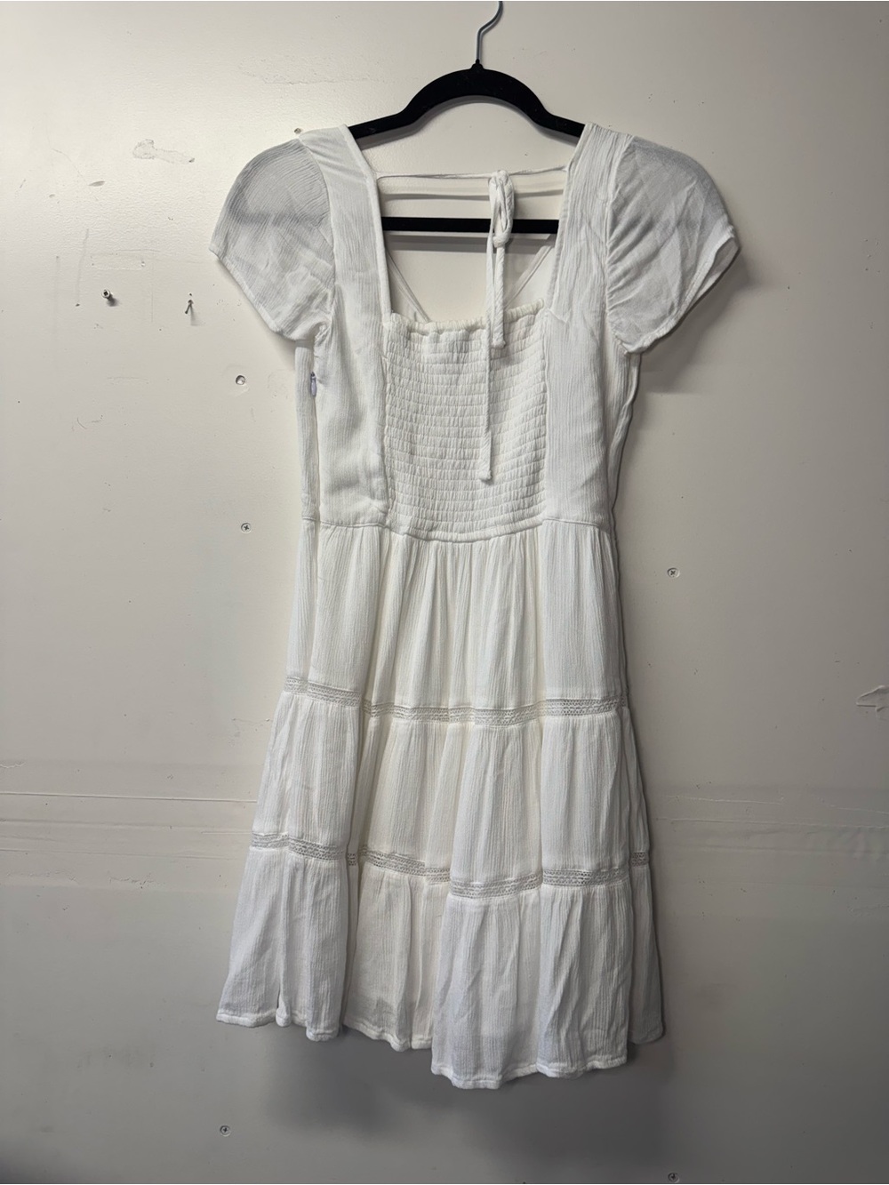 Hollister White Smocked Mini dress - Picture 4 of 8